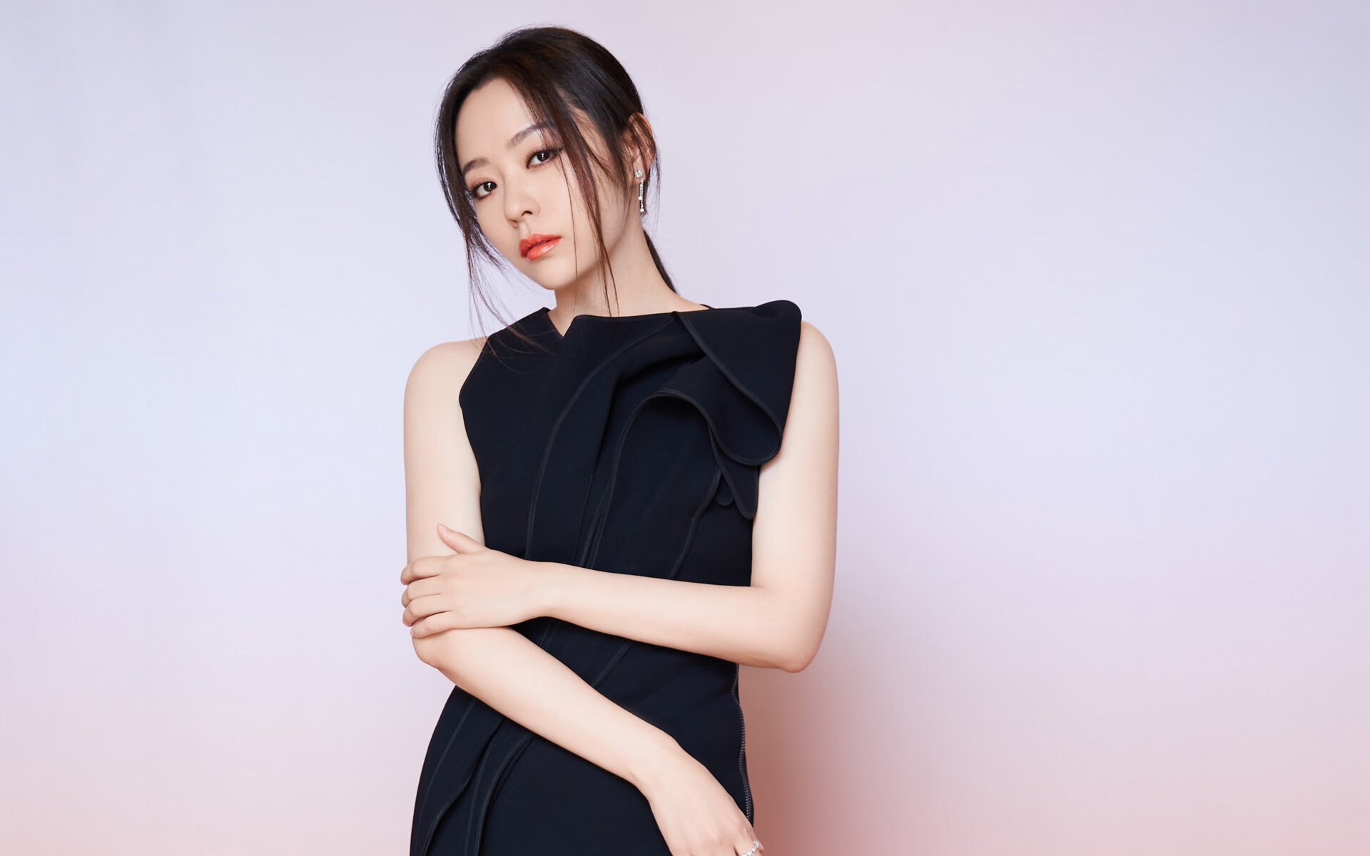意大利举重选手在女子比赛中获得铜牌，意大利举重小哥zanni