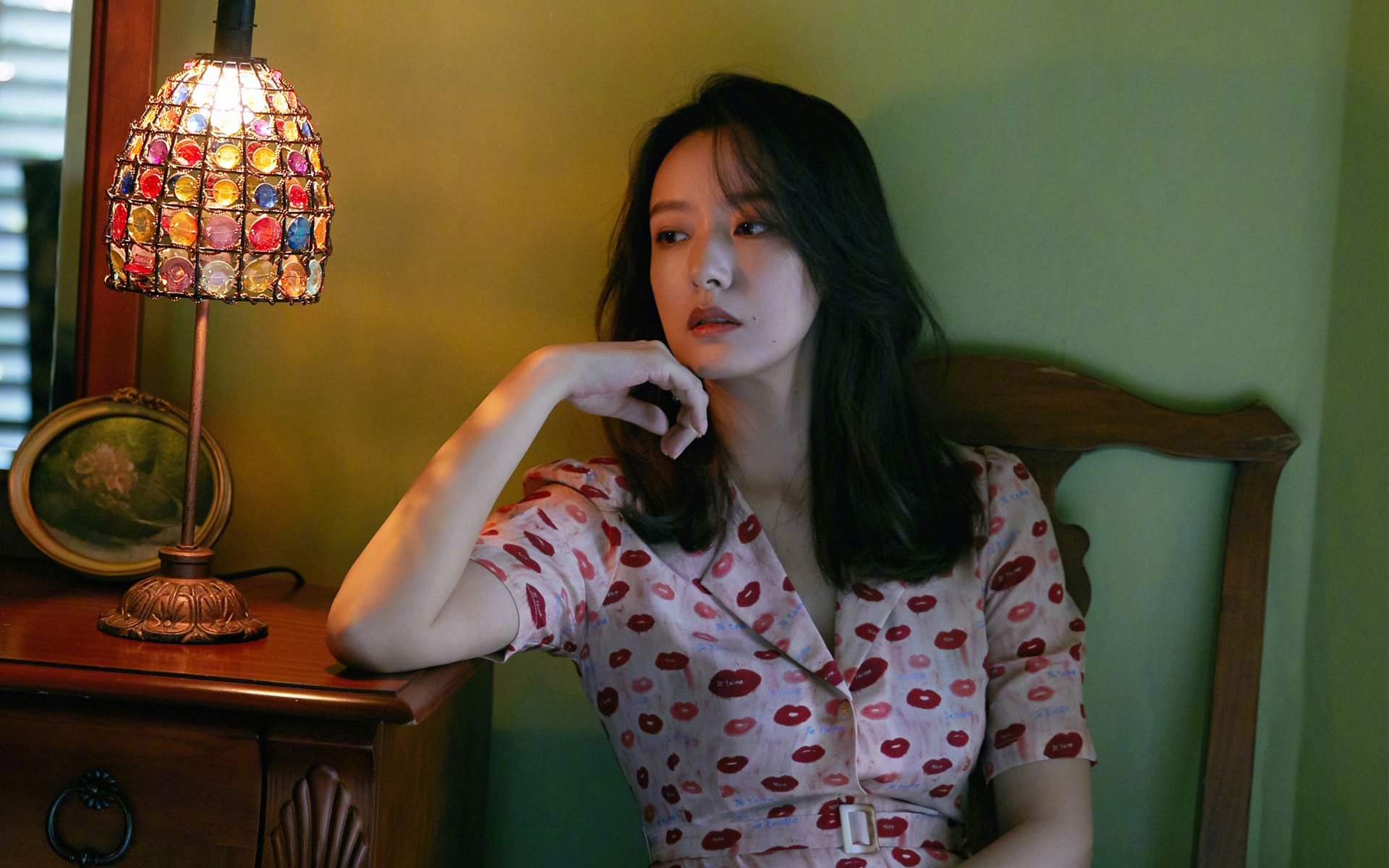 中国女排完成阶段目标主帅给予肯定，中国女排主力出发